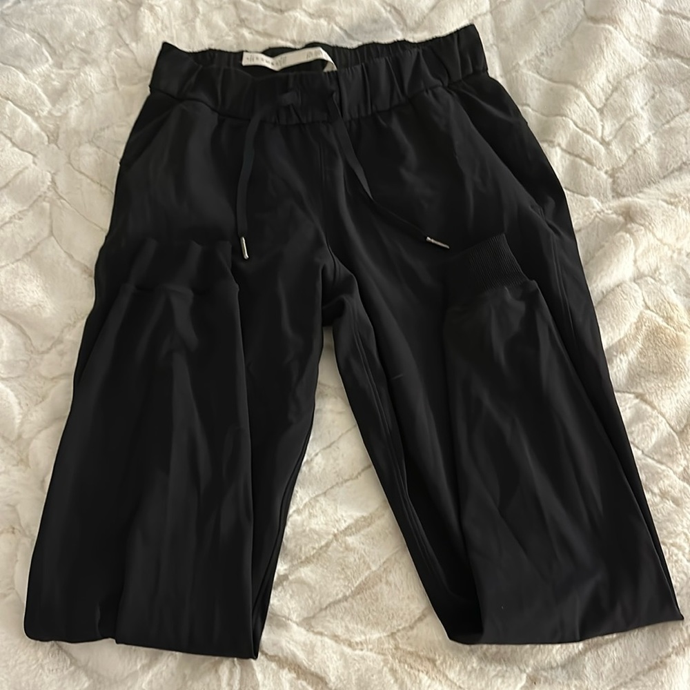 Lululemon joggers